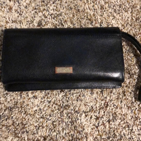 Kate Spade Bow Wallet/Wristlet - Picture 7 of 7